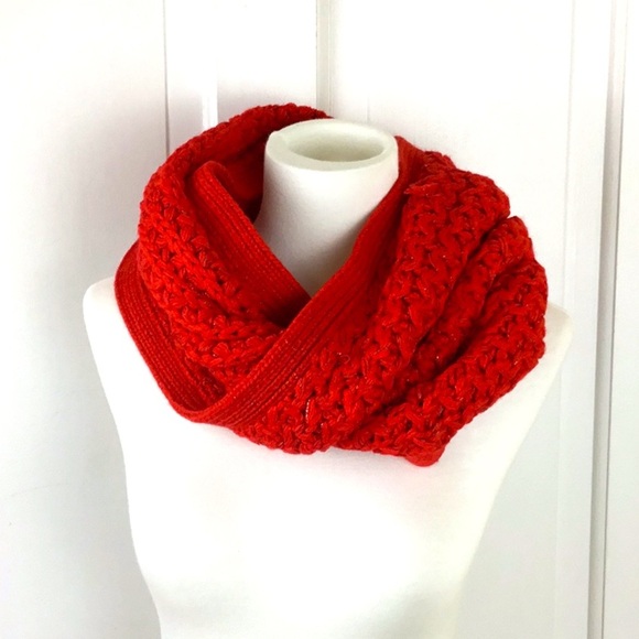 LOFT Chunky Red Knit Infinity Scarf NWT - Picture 1 of 5